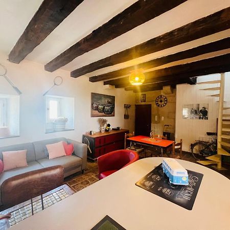 So British ! Appart Atypique Et Sa Petite Terrasse Poitiers Extérieur photo